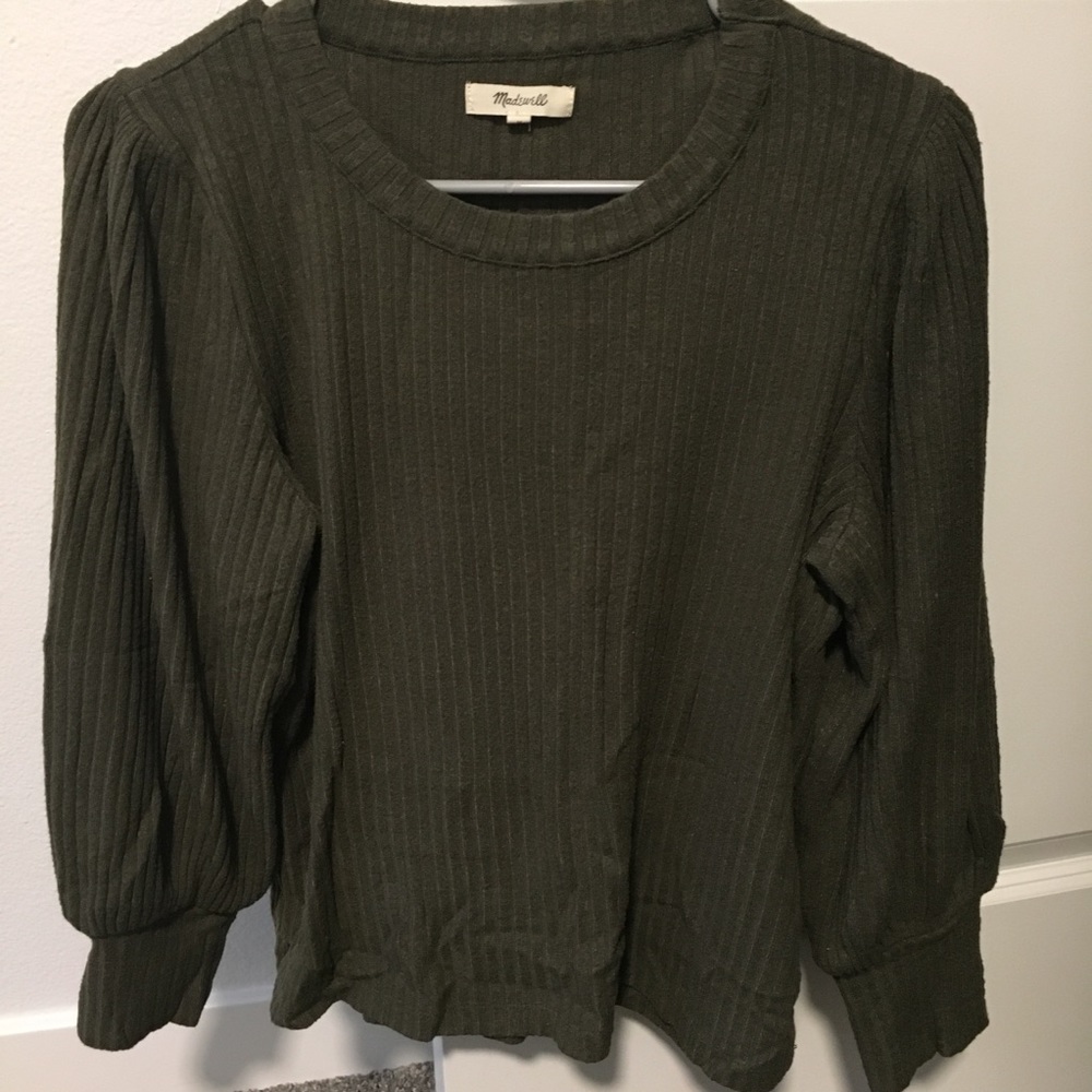 Brushed Rib Pleat-Sleeve Top